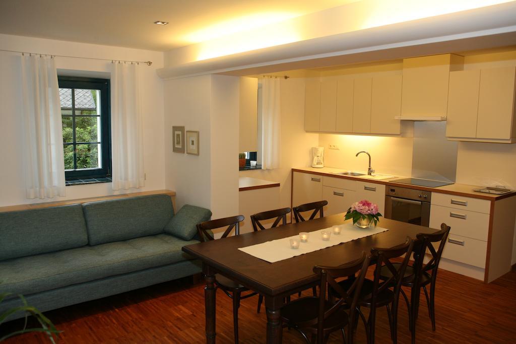 שקופיה-לוקה Apartments Cvetje V Jeseni חדר תמונה